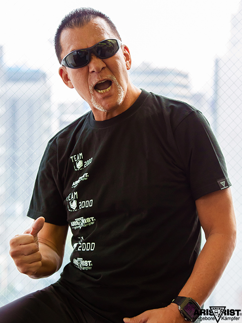 ARISTRIST_SHOP's tweet image. -STYLE-
・AT 25th スポーツサングラスTYPE30
マットブラック×スモークグラデーション
aristrist.com/items/112119552
・AT 25th スポーツサングラスTYPE30
マットブラック×グリーン
aristrist.com/items/112119461
・AT TEAM2000 WロゴTシャツ
aristrist.com/items/108220122