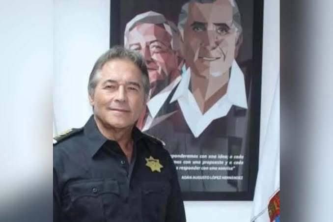 DigitalPuebla's tweet image. 🔴 MORENA LE CIERRA LA PUERTA A HERNÁN BERMÚDEZ REQUENA
El partido suspendió los derechos partidistas del exsecretario de Seguridad de Tabasco, en el gobierno de Adan Augusto, como paso previo a su expulsión definitiva.
#Morena #HernánBermúdez #Tabasco #LaBarredora