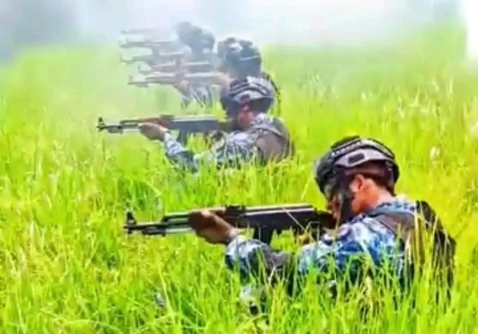 DefenseDtb's tweet image. 41 Squadron "Special Ground Combatiers" of Bangladesh Air Force.