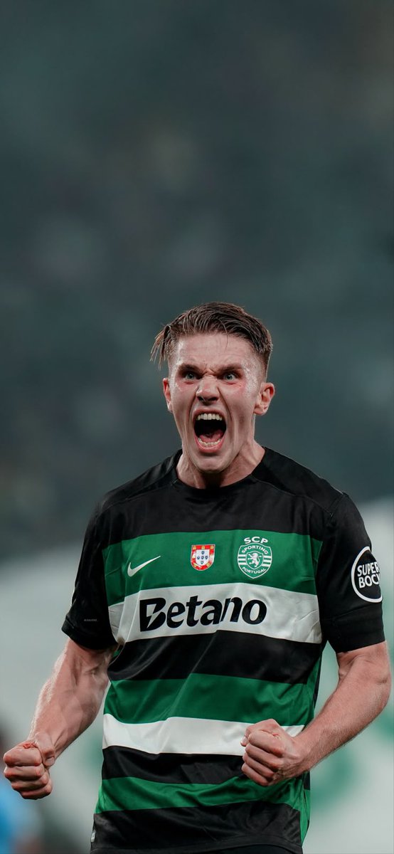 Arsenal_Lovrs's tweet photo. 🚨 Remember 🚨
🔥 HE'S A MONSTER! 🔥
Victor Gyökeres is not human — just look at that passion, that power, that hunger! 🦁💥
Sporting’s warrior is on a mission to take over Europe. You can't stop him — you can only watch. 💚⚽
#Gyökeres #SportingCP #BeastMode #BallonDorLoading https://t.co/NlS6tBPGQY