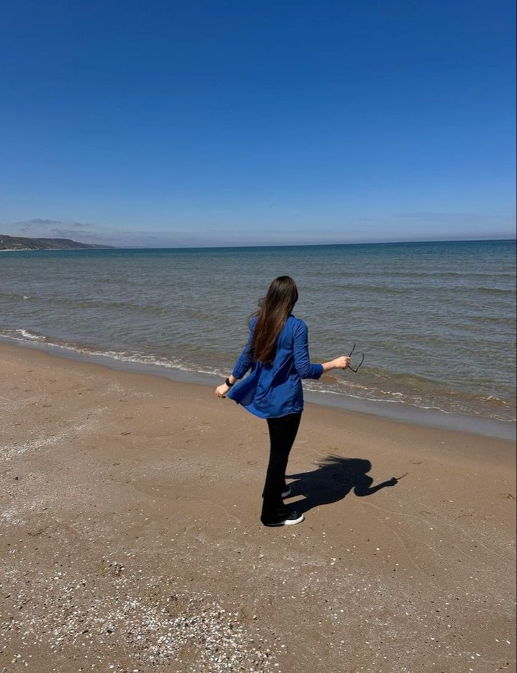 Elifce06_'s tweet image. ...
Doğru olanı yapmak için her zaman doğru zamandır...
...𝙶Ü𝙽𝙰𝚈𝙳𝙸𝙽...
༺🍃☞ 𝓔𝓵𝓲𝓯𝓬𝓮 ☪ツ ☕💙🌺☘🕊