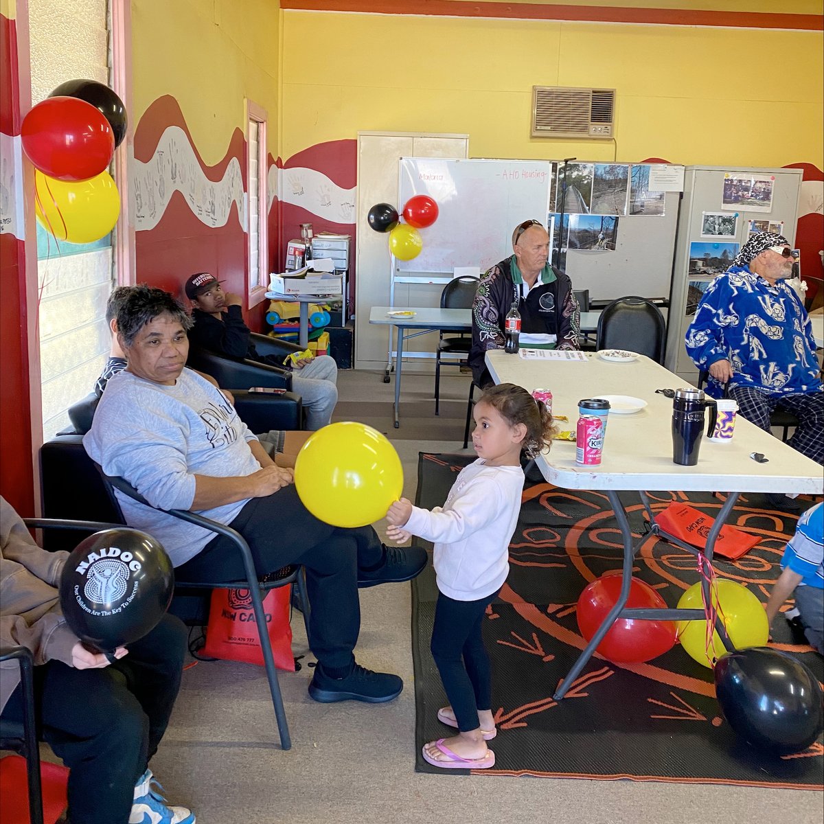 nswalc's tweet photo. 🖤💛❤️ Weilwan Local Aboriginal Land Council recently held a meaningful NAIDOC Day event in Gulargambone, joined by Councillor Grace Toomey and representatives from NSWALC.

#NAIDOC2025 #NAIDOCWeek #Gulargambone https://t.co/mPy5AYwqCc