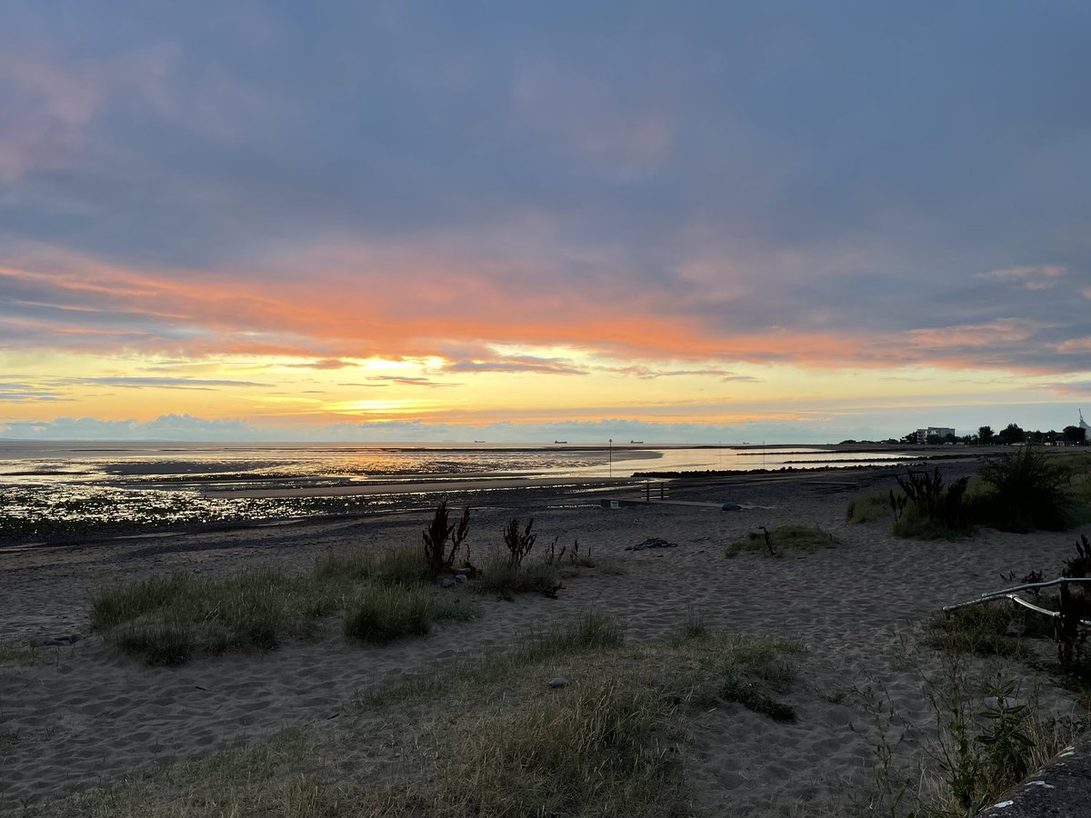 CharlieTaylor4's tweet image. This morning’s @bbcsomerset Breakfast Show is coming from Minehead, a town that’s been rocked by the tragedy that impacted its Middle School yesterday. Join us from 6am.