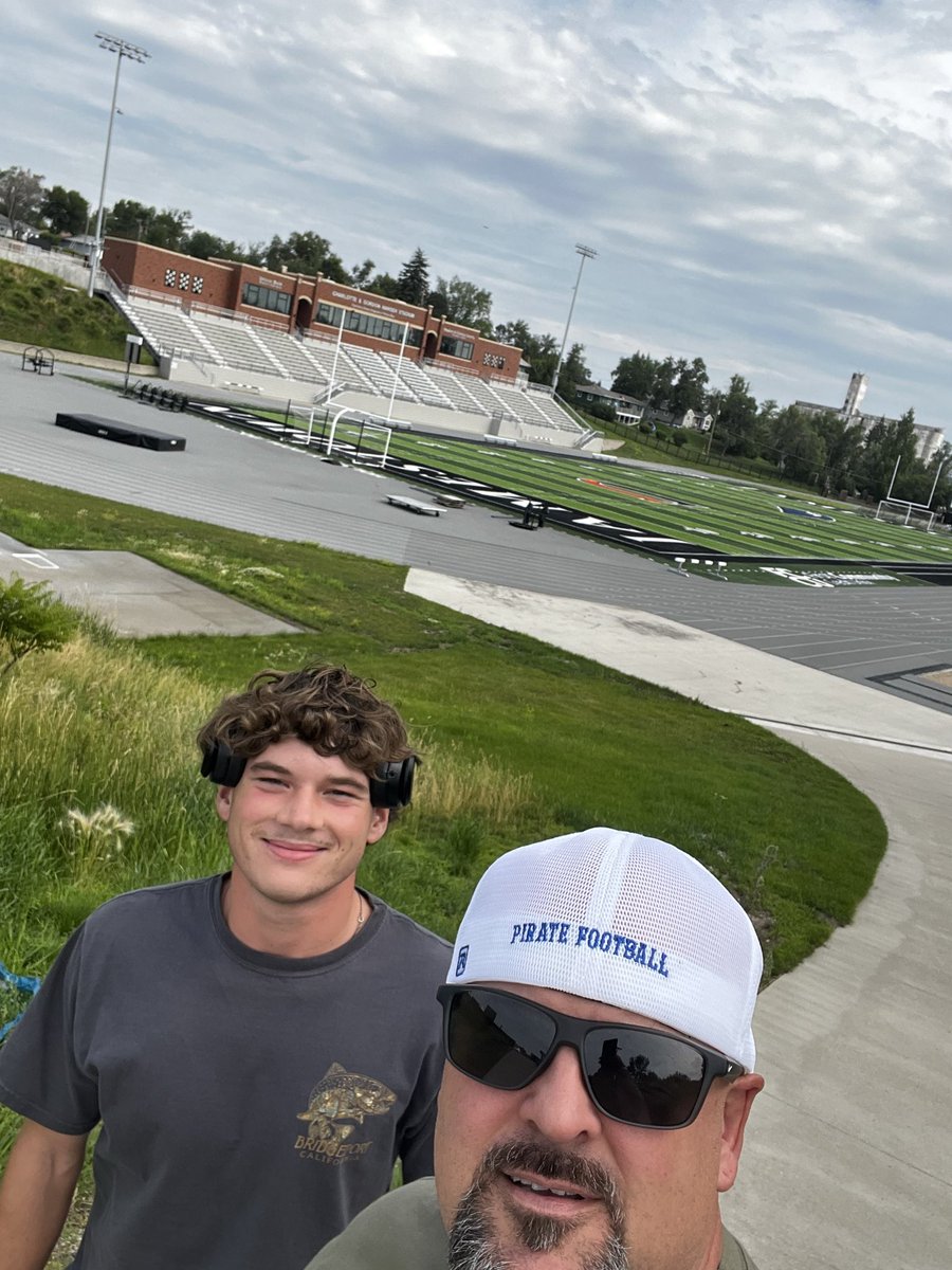Brayden Zozaya (@braydenzozaya) on Twitter photo Thank you to <a href="/MattChauvin19/">Matt Chauvin</a> and the <a href="/UJ_Jimmies/">University of Jamestown</a> for the camp invite and campus visit opportunity.
Grateful for the hospitality and the chance to experience the program and facilities firsthand.
<a href="/coachfatten/">Andy Fatten</a> <a href="/earl_manion/">Coach Manion</a> <a href="/WPirateFootball/">Wheatland Union High School Football</a>
šJamestown, ND Thank you to <a href="/MattChauvin19/">Matt Chauvin</a> and the <a href="/UJ_Jimmies/">University of Jamestown</a> for the camp invite and campus visit opportunity.
Grateful for the hospitality and the chance to experience the program and facilities firsthand.
<a href="/coachfatten/">Andy Fatten</a> <a href="/earl_manion/">Coach Manion</a> <a href="/WPirateFootball/">Wheatland Union High School Football</a>
šJamestown, ND