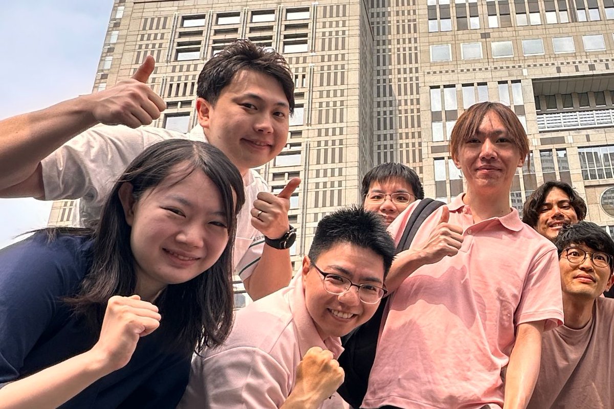 syuhei_mirai's tweet image. 選挙も最終盤に入り、昨年の都知事選のことを思い出していました。

去年の七夕、マイク納めの有楽町で、私も安野たかひろの応援演説のため、選挙カーの上でこんなことを話しました。
「安野くんは、夢を語るのが得意です。未来を描くのが得意です。」