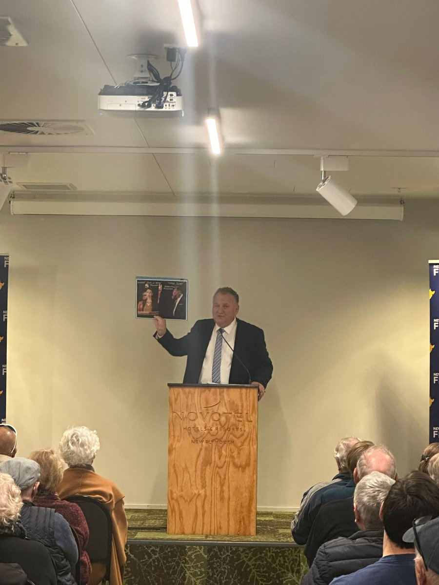 mangonui08's tweet image. Fantastic turnout 500 plus, required two seperate speeches due to overwhelming interest. Thanks Taranaki! You have a champion in me.