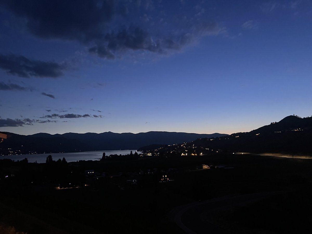 SeattleCigars's tweet image. Can’t beat Washington State weather and beauty in the Summer.