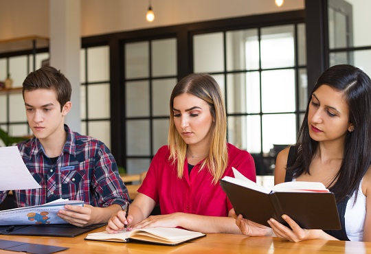 HigherEduReview's tweet photo. OPT for Foreign Students in U.S. Faces Possible Termination

Read More: https://t.co/iYcUfYmcSv

Jessica Vaughan, the Center’s Director of Policy Studies

#internationalstudents #CurricularPracticalTraining #ImmigrationServices #OptionalPracticalTraining #foreignstudents https://t.co/Axwh0xBnfT