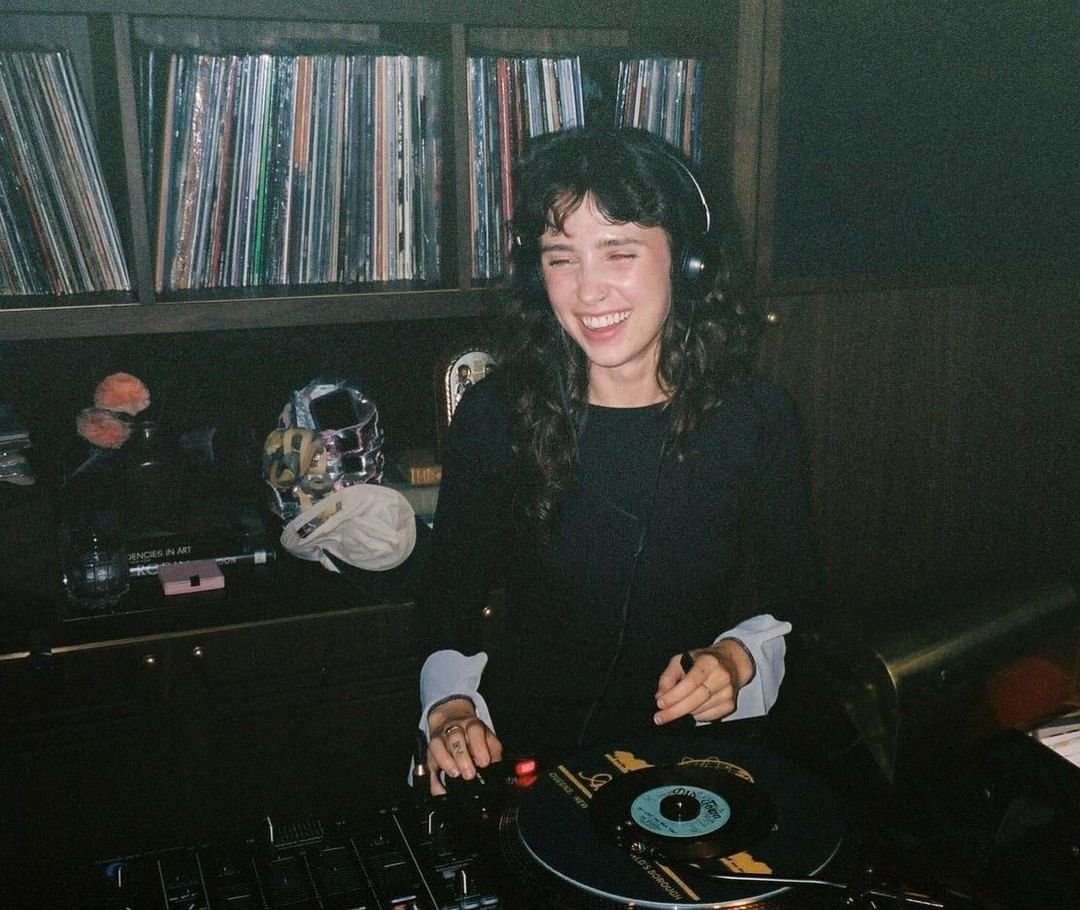 🐇💘 happy birthday <a href="/clairo/">claire cottrill</a> ⭐️💋