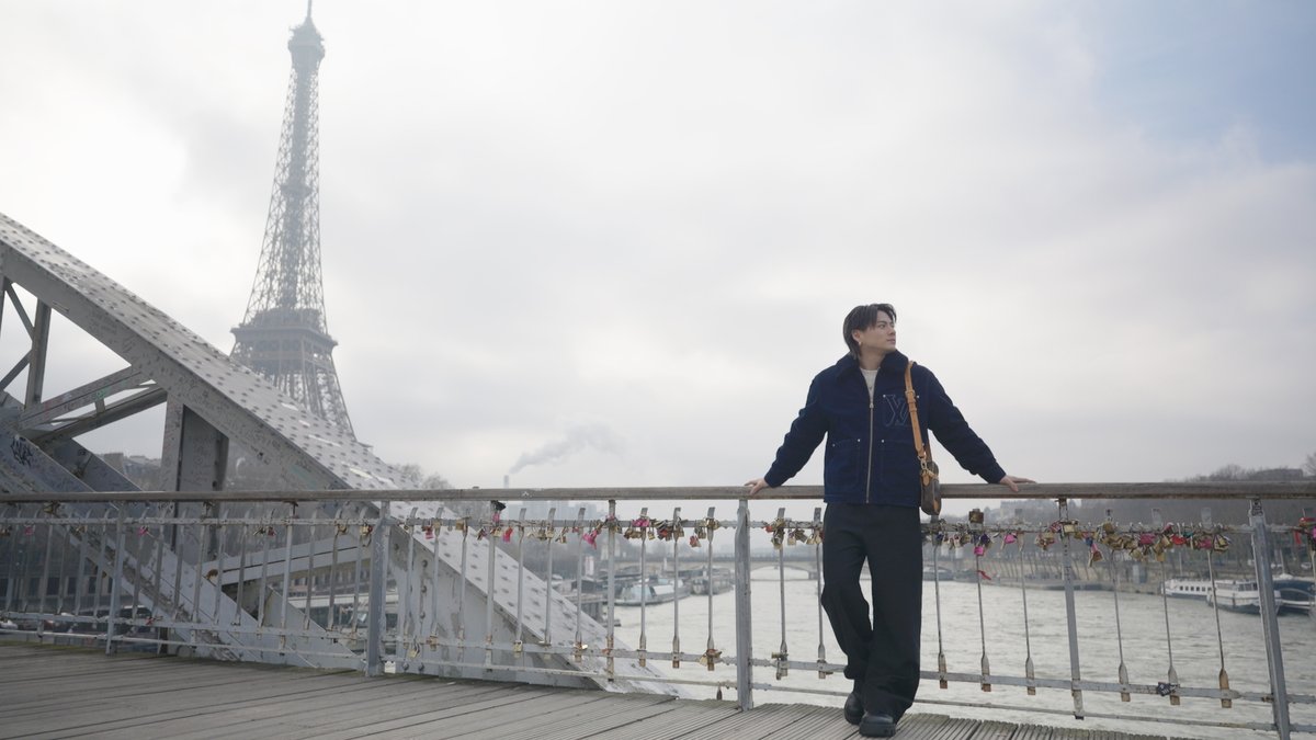 oricon's tweet photo. Number_i 平野紫耀、フランス・パリへ🇫🇷
ルイ・ヴィトンのアトリエを訪問

特別番組7/27(日)放送決定❗️
『marie claire TV
～ルイ・ヴィトンのエスプリに出逢う旅～』

初めてスペシャル・オーダーも体験
https://t.co/EGkN7IzKlD

※TVerで6週間の見逃し配信を予定

#平野紫耀 https://t.co/06bOhX3Uqu
