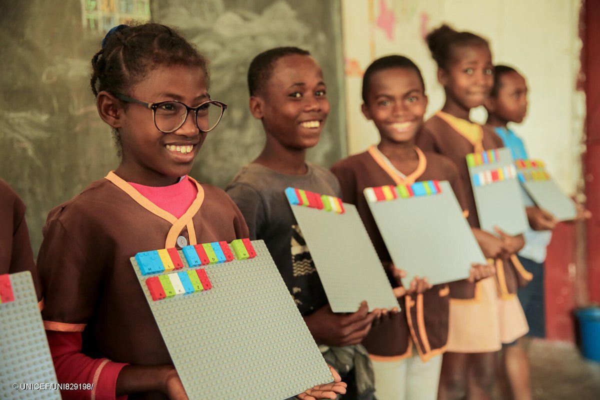 UNICEFAfrica's tweet image. Education is a right, not a privilege.
In Madagascar, 12-year-old Alexandra and her classmates are learning with LEGO Braille Bricks, supported by a partnership between @UNICEF and @LEGOfoundation.
The bricks promote inclusive learning for children with visual impairments.