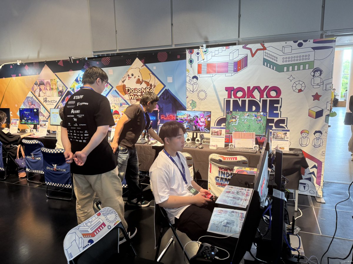 FiftyFourSounds's tweet photo. 京都到着!スペースがあるって本当に良い!
洗練されたイベントです。今日から3日間
#BitSummit
#indiegame #BitSummit13th
#Phoenixx https://t.co/9crUEvwvNA
