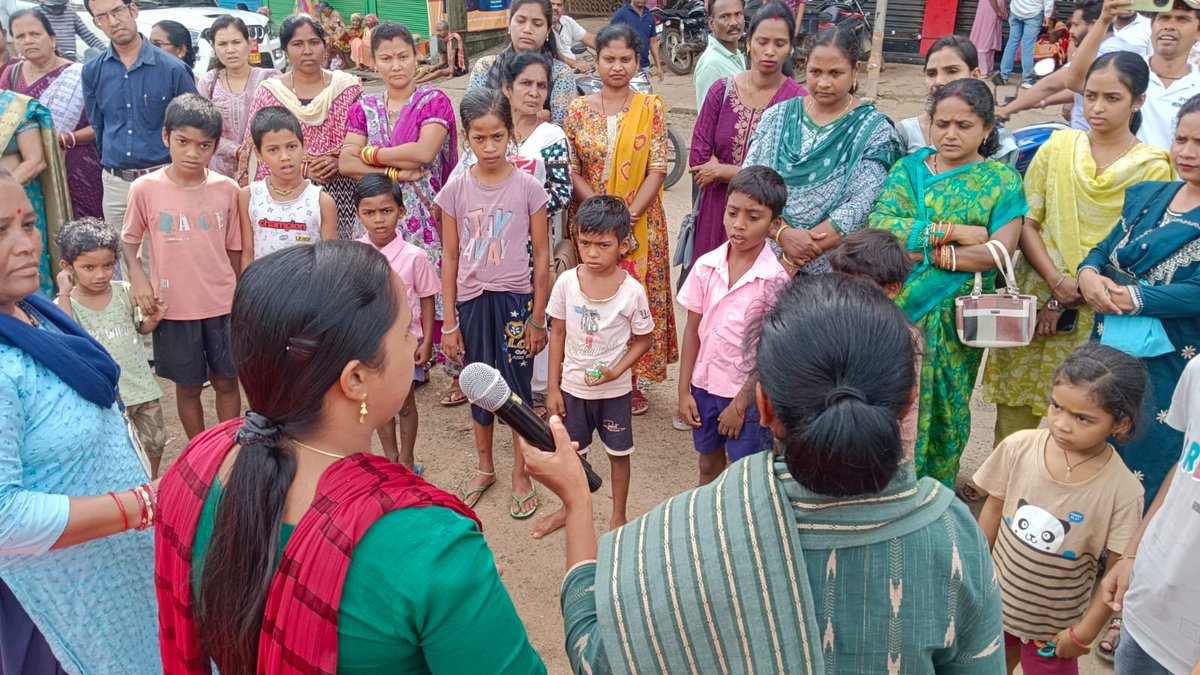 Jeypore Municipality (@jeyporemplt) on Twitter photo ଜୟପୋର ପୌରପାଳିକା ସଫାଇ ଅପନାଓ, ବୀମାରୀ ଭାଗଓ ଅଭିଯାନ -୨୦୨୫ ର ଏକ ସ୍ୱତନ୍ତ୍ର ସଚେତନତା ଅଭିଯାନ ପରିଚାଳନା କରିଥିଲା।
ଏକ ସ୍ୱଚ୍ଛ ଏବଂ ସୁସ୍ଥ ସହର ସୁନିଶ୍ଚିତ କରିବା ପାଇଁ ସଠିକ୍ ହାତ ଧୋଇବା ଅଭ୍ୟାସକୁ ପ୍ରୋତ୍ସାହିତ କରିବା ଏବଂ ଖୋଲା ଡମ୍ପିଂ ପଏଣ୍ଟଗୁଡ଼ିକୁ ଦୂର କରିବା ଉପରେ ଧ୍ୟାନ ଦିଆଯାଇଥିଲା। <a href="/koraputdm/">Collector & DM, Koraput</a> ଜୟପୋର ପୌରପାଳିକା ସଫାଇ ଅପନାଓ, ବୀମାରୀ ଭାଗଓ ଅଭିଯାନ -୨୦୨୫ ର ଏକ ସ୍ୱତନ୍ତ୍ର ସଚେତନତା ଅଭିଯାନ ପରିଚାଳନା କରିଥିଲା।
ଏକ ସ୍ୱଚ୍ଛ ଏବଂ ସୁସ୍ଥ ସହର ସୁନିଶ୍ଚିତ କରିବା ପାଇଁ ସଠିକ୍ ହାତ ଧୋଇବା ଅଭ୍ୟାସକୁ ପ୍ରୋତ୍ସାହିତ କରିବା ଏବଂ ଖୋଲା ଡମ୍ପିଂ ପଏଣ୍ଟଗୁଡ଼ିକୁ ଦୂର କରିବା ଉପରେ ଧ୍ୟାନ ଦିଆଯାଇଥିଲା। <a href="/koraputdm/">Collector & DM, Koraput</a>