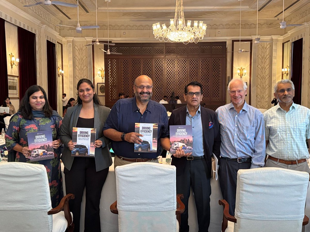 amitabhk87's tweet image. Pleasure to participate in @shaktifound Round Table on Policy To Reality For India’s SustainableManufacturing For Viksit Bharat .
The global clean tech market is projected to cross $2trillion by 2035, and India has the potential to be a global hub—not just for solar modules or…