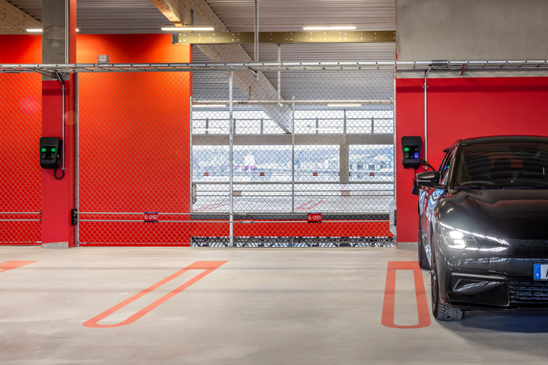 ‘Generation E’ to drive the switch to EVs

Find out more here - bit.ly/40mWtAU

<a href="/ctekcharging/">CTEK</a> #evdrivers #evcharging #EVs #ctek