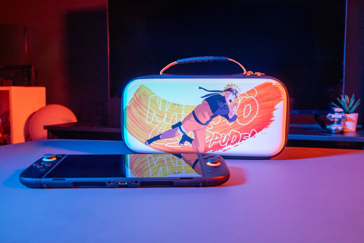 🍥 Protégez votre console comme un vrai ninja

La housse Naruto est prête pour toutes vos missions gaming 🎮

🎮 Switch 2 / OLED / classique
🧳 8 slots + filet accessoires
🛡️ Anti-chocs &amp; anti-rayures