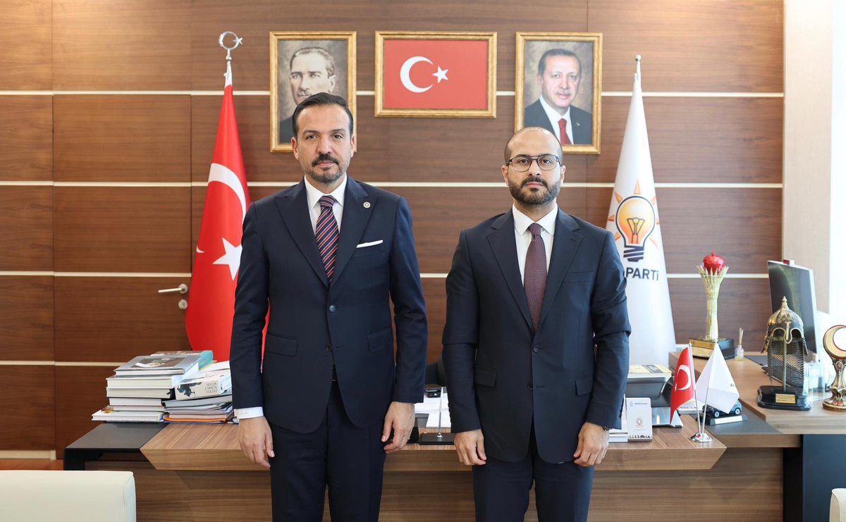 Prof.Dr.Kürşad ZORLU (@zorlu77) on Twitter photo Orhun Vakfı Başkanı
Prof.Dr. Ramazan Korkmaz ve Dünya Karapapak Türkleri  Derneği Gürcistan Temsilcisi Gazanfer Mamedov’a,
Kırgız Kültür ve Sosyal Yardımlaşma Derneği Başkanı Gencekul Timur’a, Irak Türkmen Düşünce Ocakları Eğitim ve Kültür Derneği Başkanı M. Tahsin Gökkaya’ya Orhun Vakfı Başkanı
Prof.Dr. Ramazan Korkmaz ve Dünya Karapapak Türkleri  Derneği Gürcistan Temsilcisi Gazanfer Mamedov’a,
Kırgız Kültür ve Sosyal Yardımlaşma Derneği Başkanı Gencekul Timur’a, Irak Türkmen Düşünce Ocakları Eğitim ve Kültür Derneği Başkanı M. Tahsin Gökkaya’ya