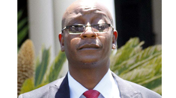ShandukoMuzimbabwe (@masiyiwa7) on Twitter photo Detached from reality or ignorance? Teachers demand a fair wage.<a href="/ZiyambiZ/">Ziyambi Ziyambi</a> can your family survive on $260 covering food, rentals,transport,fees,health and savings etc.Your reckless utterances that civil servant don't need salary increment invite anger and violence from workers Detached from reality or ignorance? Teachers demand a fair wage.<a href="/ZiyambiZ/">Ziyambi Ziyambi</a> can your family survive on $260 covering food, rentals,transport,fees,health and savings etc.Your reckless utterances that civil servant don't need salary increment invite anger and violence from workers