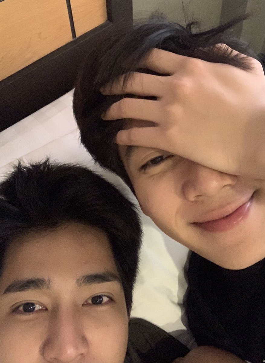 nongedin's tweet photo. EarthMix Dream On Q8
#OnlyFriendsDreamOn 
#เอิร์ทมิกซ์ ; #EarthMix

PhuTian era                               JackDean era https://t.co/2HoFTkN3JK