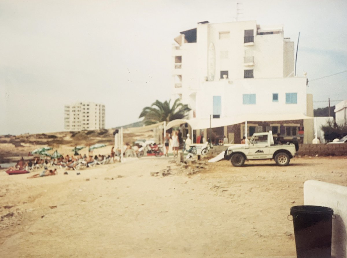 Mambo 1994

Photo Credit ▶️ @franky2005amber 

#mambo #ibiza #ibizapast #balearic #nineties #90s #mamboibiza