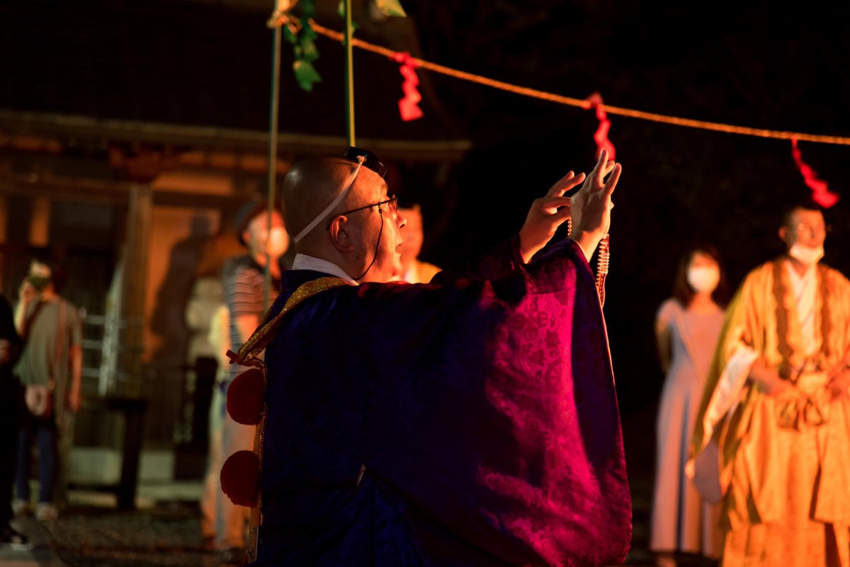 kcta_sns's tweet image. ＼「四万六千日大祭」開催／

日時：8月9日(土)
場所：小石観音寺(若松区中畑町)

126年分の功徳が得られるとされる大祭です🔥

19:00法要、20:00柴灯護摩、20:30火渡り体験もあります。護摩木奉納（1本800円）で願いを炎に託し、キッチンカーで軽食＆ドリンクも楽しめます。…