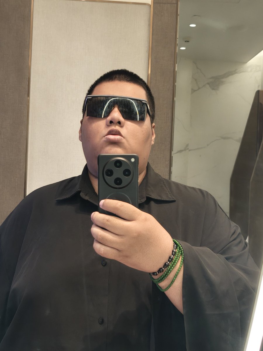 เรามันก็แค่บักคนชั่วที่อยากนัวกับเธอ 🫢🤟 
#ชอบคนอ้วน 
#รุกชอบอ้วน 
#เกย์อ้วน 
#เกย์อ้วนชอบผอม 
#อ้วนชอบผอม 
#ผอมชอบอ้วน 
#เกย์ผอมชอบอ้วน