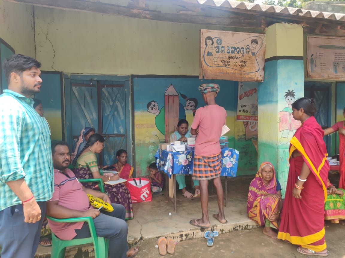 bdo_jashipur's tweet photo. #Jashipur_Block
#BharatKeBadhteKadam #NITIAayog #NITIforStates #AspirationalBlockProgramme
A special NCD and Sickle Cell screening camp was conducted at Kudarbisda village of Begunia GP under the Aspirational Block Programme. 
@CMO_Odisha @ZP_Mayurbhanj @DM_Mayurbhanj https://t.co/sd8eMsVkJX