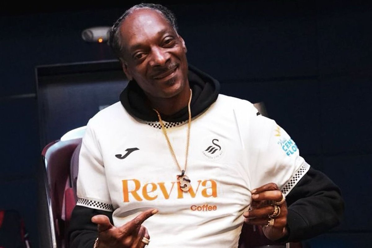KieranMaguire's tweet photo. Snoop Dogg joins Modric as minority owner at Swansea. https://t.co/Y8xt7FKS0p https://t.co/t9PAGgatOS