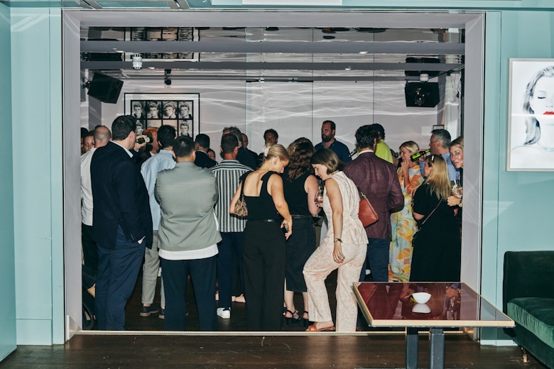 Social Circuit: Luxury real estate design leaders gather at The Groucho: The famous Soho establishment provided the backdrop for the second outing of The Vanguard Collective. dlvr.it/TLzXVS