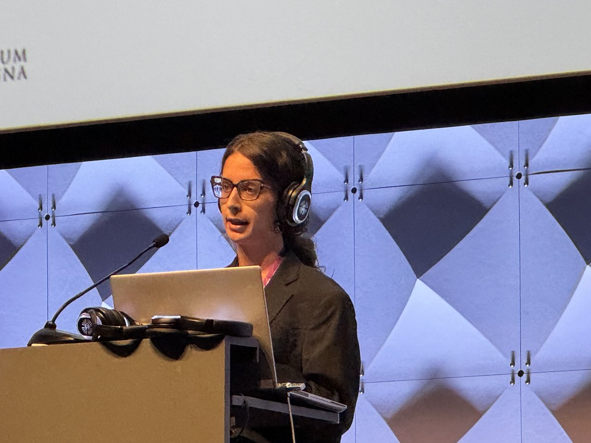 pulp_platform's tweet image. More news from #EMBC2025 in Copenhagen. Anna just presented "FEMBA: Efficient and Scalable EEG Analysis with a Bidirectional Mamba Foundation Model". See her paper on arXiv: arxiv.org/abs/2502.06438