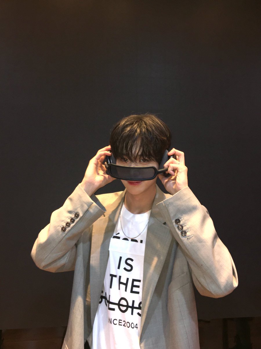 CYE_MEMBERS7's tweet image. 삐빅-삐삐빅-삐삐-삐비비빅-클 -로-저-🤍
#김성민 #KIMSUNGMIN
#CLOSEYOUREYES #클로즈유어아이즈
#클유아 #CYE