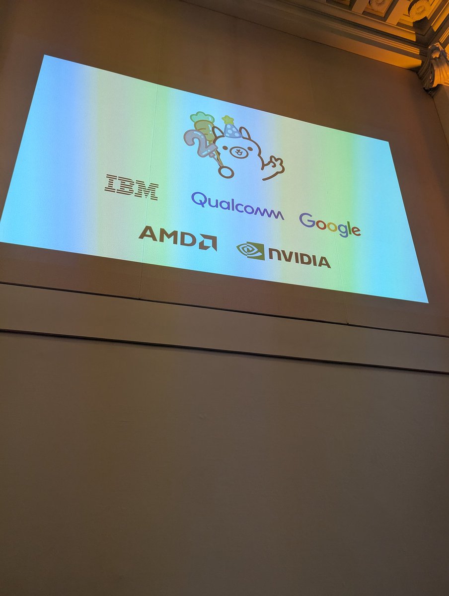 Sam_Witteveen's tweet image. Full house tonight for @ollama 2nd Birthday event!! Great to meet the Ollama founding team and get a sneak peak of some big things coming!!