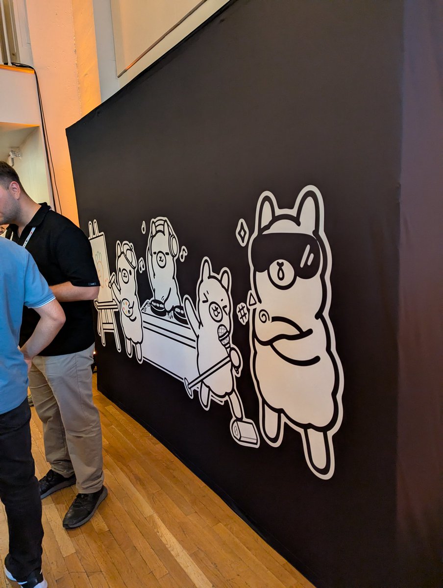 Sam_Witteveen's tweet image. Full house tonight for @ollama 2nd Birthday event!! Great to meet the Ollama founding team and get a sneak peak of some big things coming!!