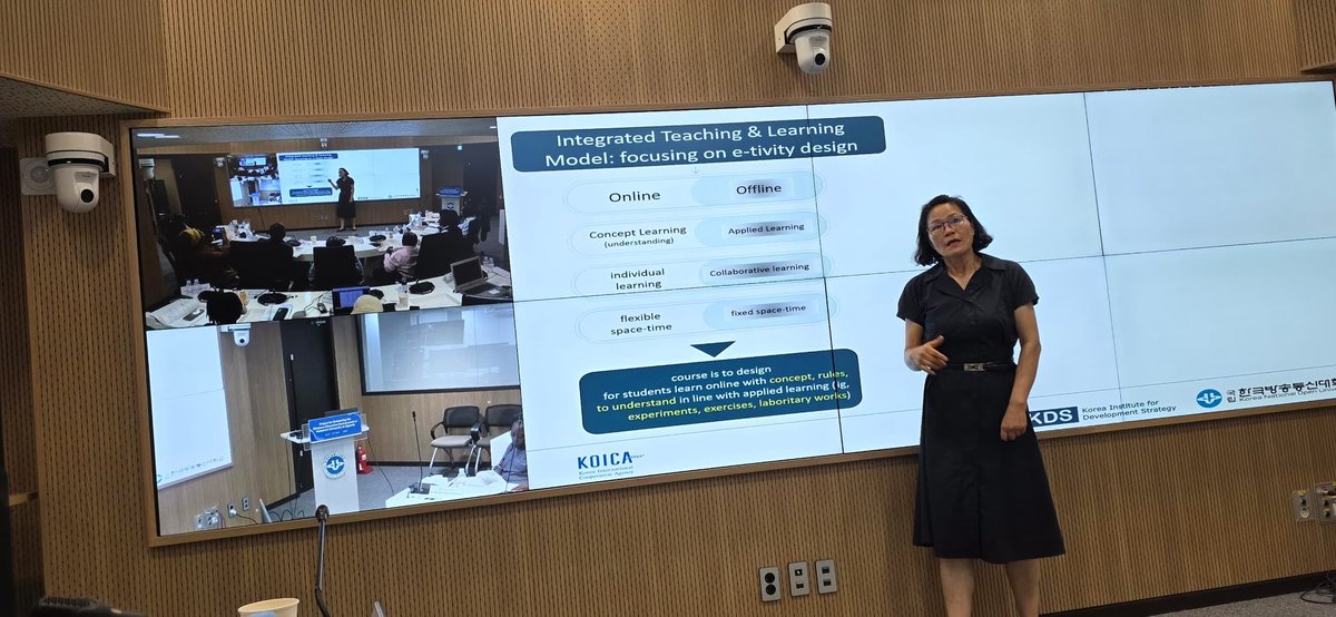 Dr. Park Sohwa, to the powerful presentation on Korea’s development journey by Dr. Park Jong-Dae, we found strong parallels and lessons relevant to Uganda’s own digital education aspirations.