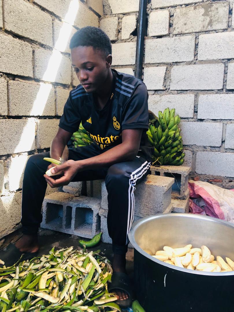 Goodmorning hustlers.. Be careful when chasing the bag coz t might chase u back🙌
