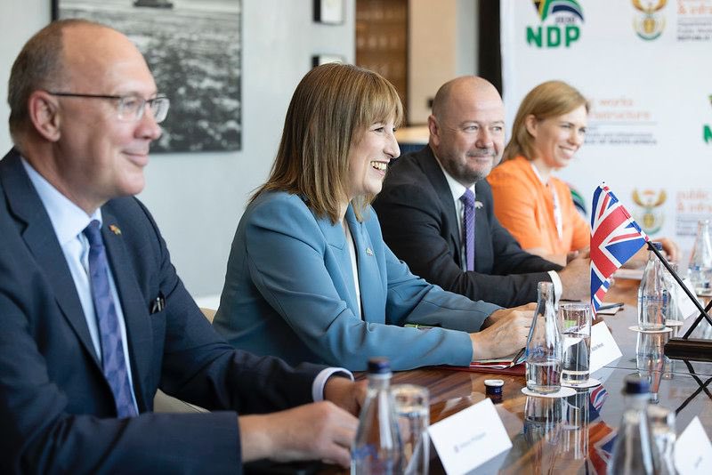 DeanMacpherson's tweet image. Yesterday afternoon in Durban, I had the honour of announcing a historic infrastructure partnership with UK Chancellor of the Exchequer, Rachel Reeves. 🇿🇦🇬🇧
The partnership will see the UK support the department in:
•Capacitating our Strategic and Special Delivery Unit (SSDU);…