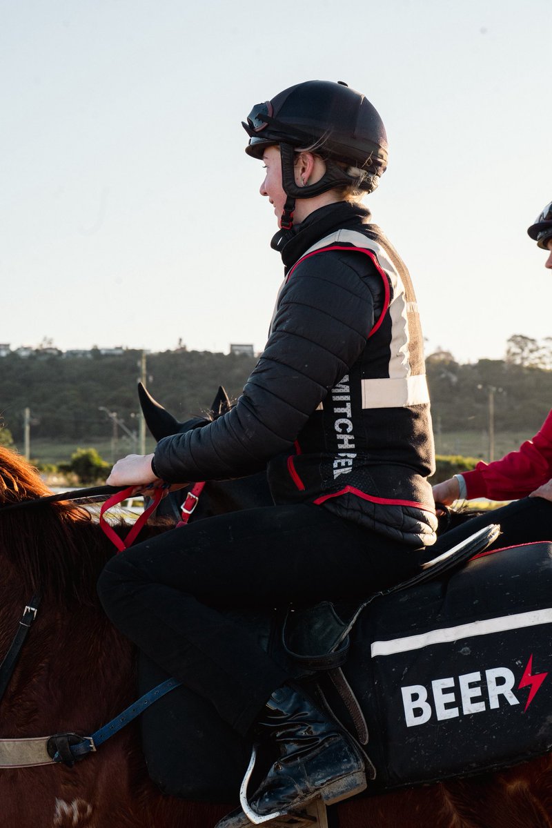 beermitchell's tweet photo. Sent an email out to our owners 3 months ago that we were pretty disappointed in our results &amp; needed to make a few decent changes.

40 runners over the last 6 weeks for 10 winners.

Couldn't  dream of having better owners &amp; staff... legends 💪 https://t.co/0U9xhKFDqC