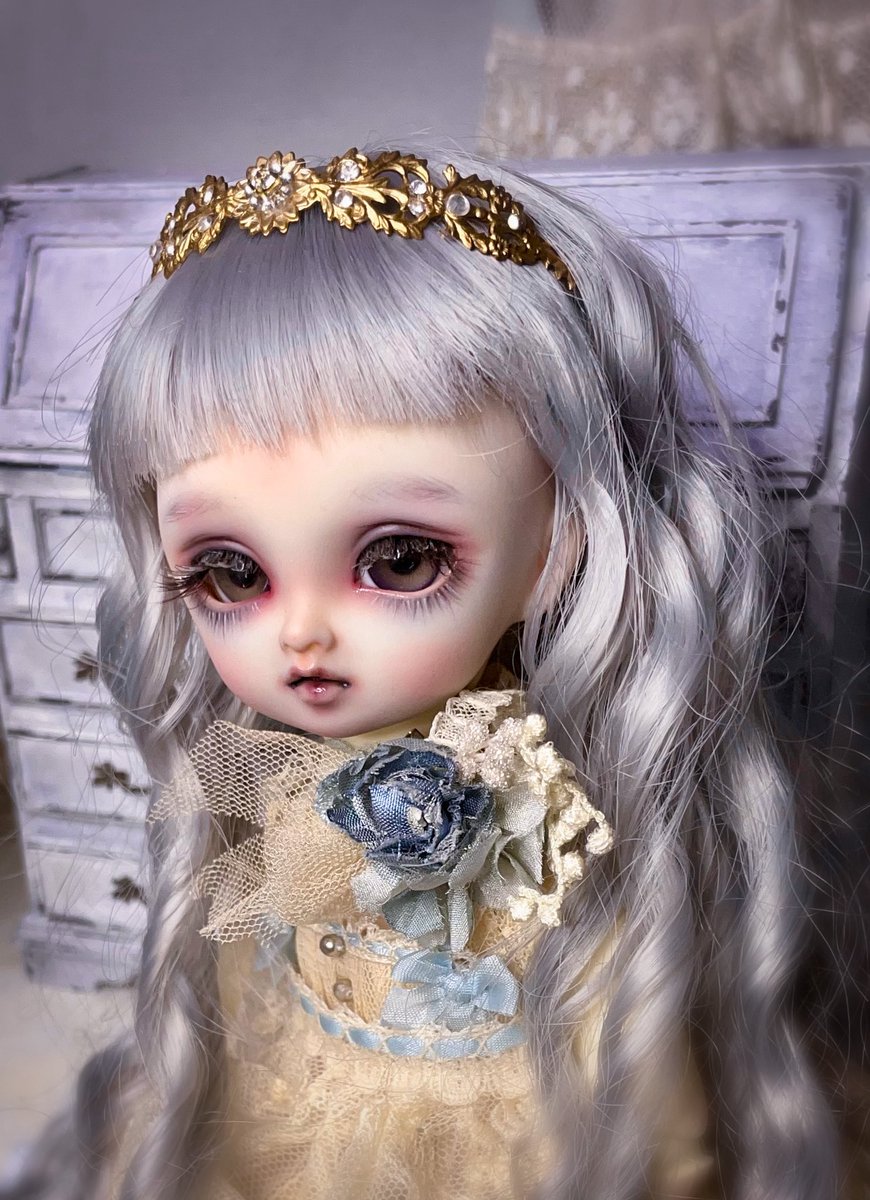 komadoritamago's tweet image. 幼SDと子犬わたあめちゃんに使えるカチューシャです
少し斜めにすると正面が見えてティアラ風になります

アイドールで販売します