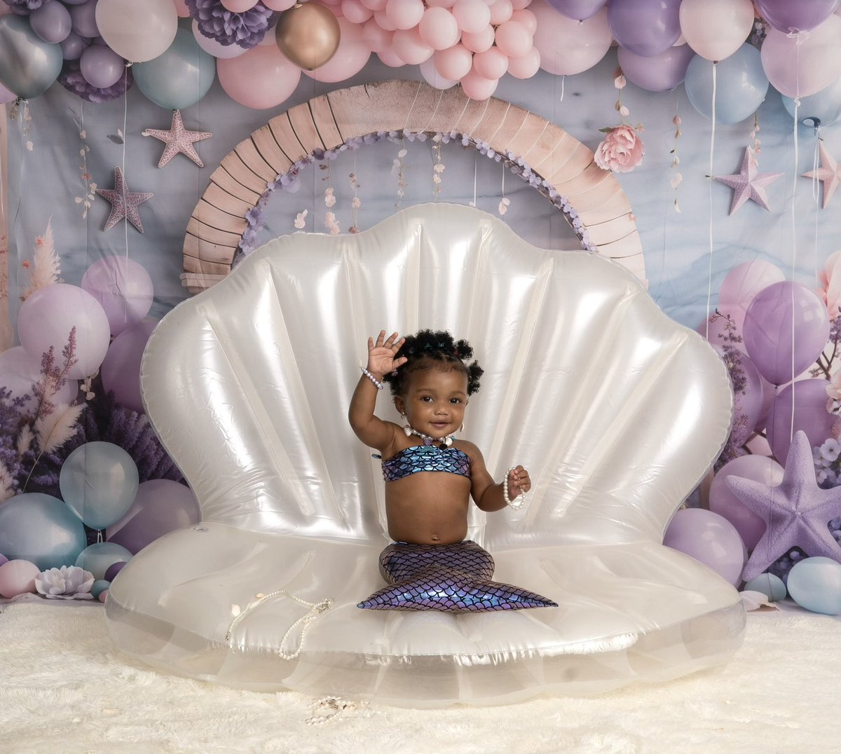 My babygirl turned 1 years old today! Happy Birthday Stormii!! 🦋💕