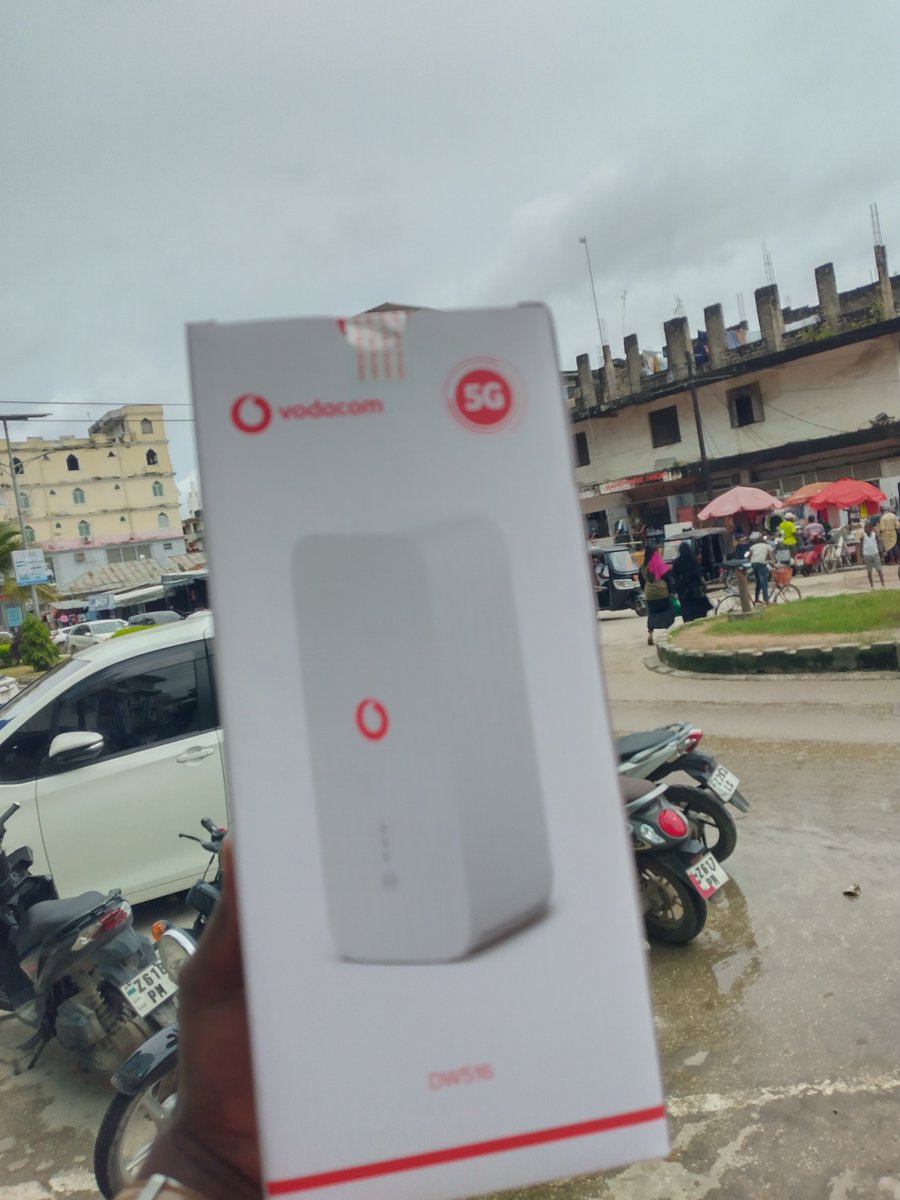 KALI YA MWAKA!!!

#Vodacom wamekuletea huduma ya internet kwa matumizi ya nyumbani au ofisini kwa gharama nafuu.

Utapatiwa #Unlimited bando kila mwezi na 5G Router utapatiwa bure kabisa popote ulipo.

WhatsApp or call 0743303484