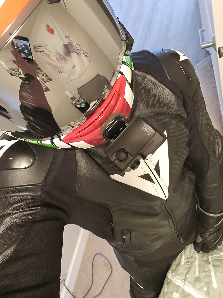 Full geared up on a THURSDAY 😊