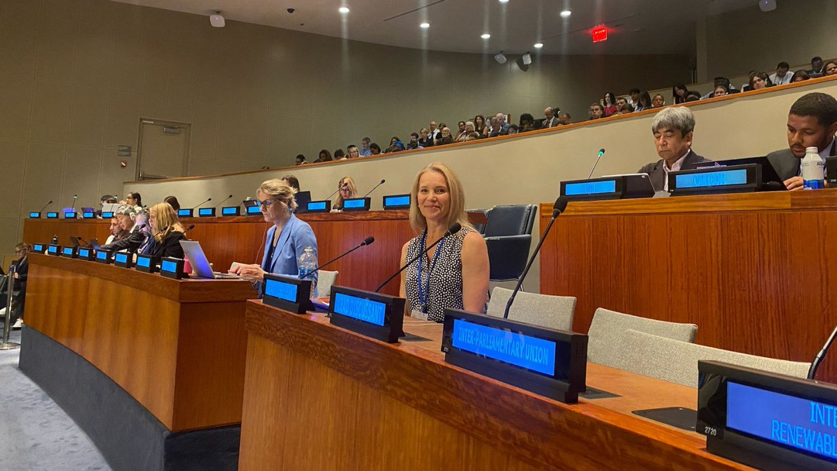 WrldFed4Animals's tweet image. 💬 “Aquatic animals are sentient beings—yet their suffering is rarely measured.”

At #HLPF2025, Sophika Kostyniuk from @AquaticLifeIns called for animal welfare to be part of ocean governance under #SDG14.

Proud to see member voices shaping the future of #LifeBelowWater.