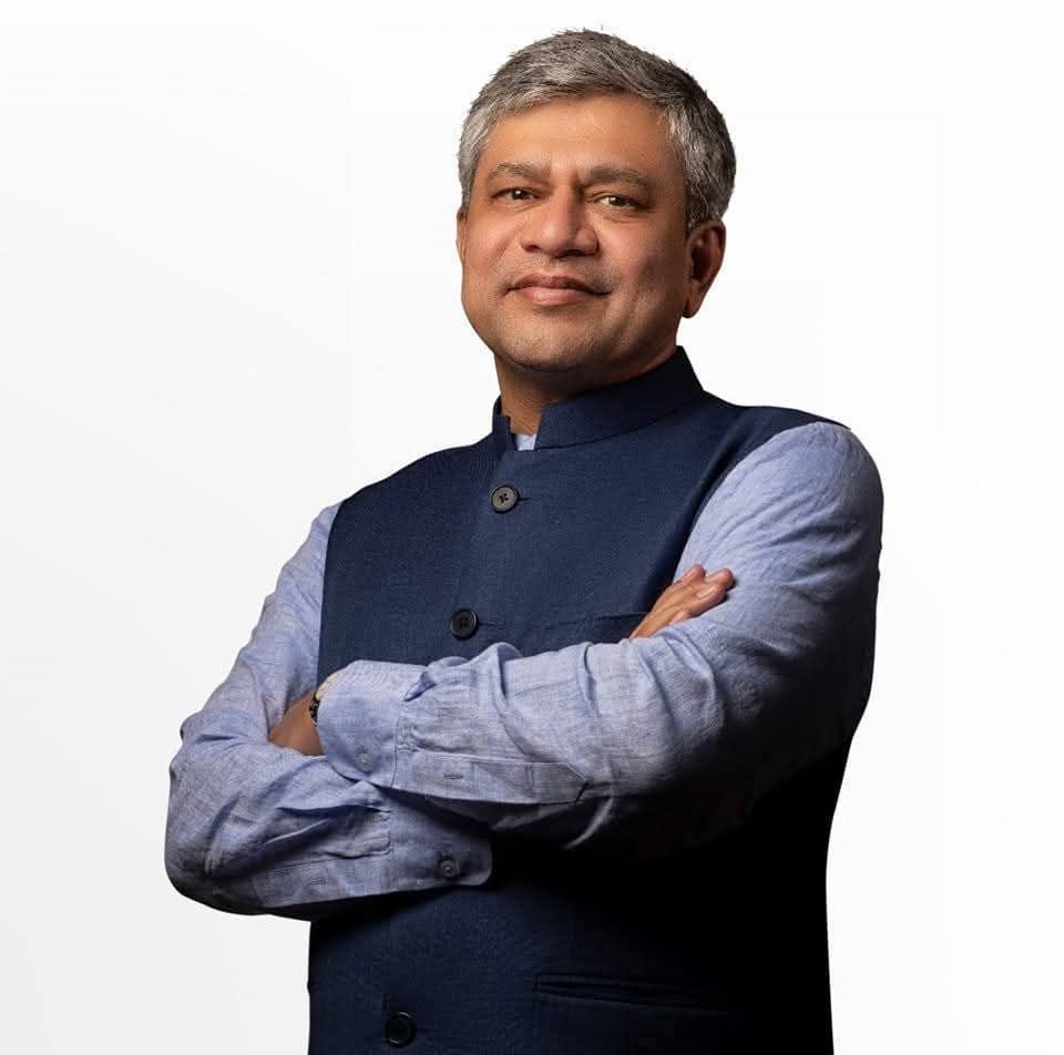Bhupendra Chauhan Bobby (@bhupendrabobby1) on Twitter photo प्रखर वक्ता, कुशल नेतृत्वकर्ता एवं ऊर्जावान व्यक्तित्व के धनी माननीय केन्द्रीय मंत्री श्री <a href="/AshwiniVaishnaw/">Ashwini Vaishnaw</a> जी, आपको जन्मदिन की हार्दिक बधाई एवं मंगलकामनाएं |
मैं ईश्वर से आपके उत्तम स्वास्थ्य एवं यशस्वी जीवन की कामना करता हूँ | प्रखर वक्ता, कुशल नेतृत्वकर्ता एवं ऊर्जावान व्यक्तित्व के धनी माननीय केन्द्रीय मंत्री श्री <a href="/AshwiniVaishnaw/">Ashwini Vaishnaw</a> जी, आपको जन्मदिन की हार्दिक बधाई एवं मंगलकामनाएं |
मैं ईश्वर से आपके उत्तम स्वास्थ्य एवं यशस्वी जीवन की कामना करता हूँ |