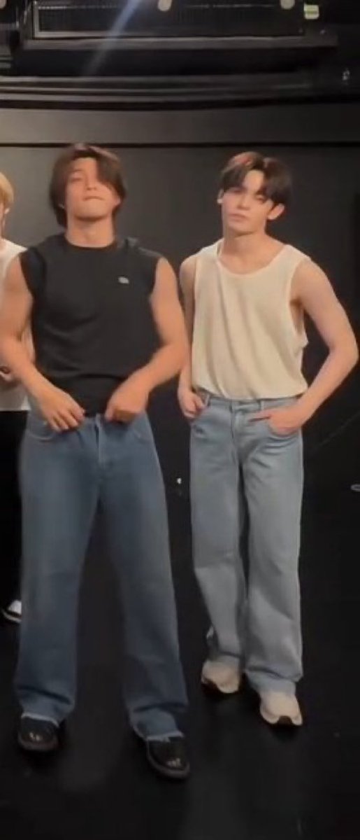 iamyours_0711's tweet image. พี่เสื้อขาวอะค่ะ เกิดมาเพื่อฆ่า🤯
#CLANGCLANGChallenge
#CLANGCLANG_DEXX
#DEXXth #POR_DEXX
#PorSuppakarn