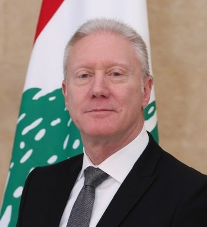 ماذا تريدون أن تقولوا لهذا الرجل الوطني اللبناني الشريف؟
#يوسف_رجّي 
#الخارجية_رجعت_لبنانية