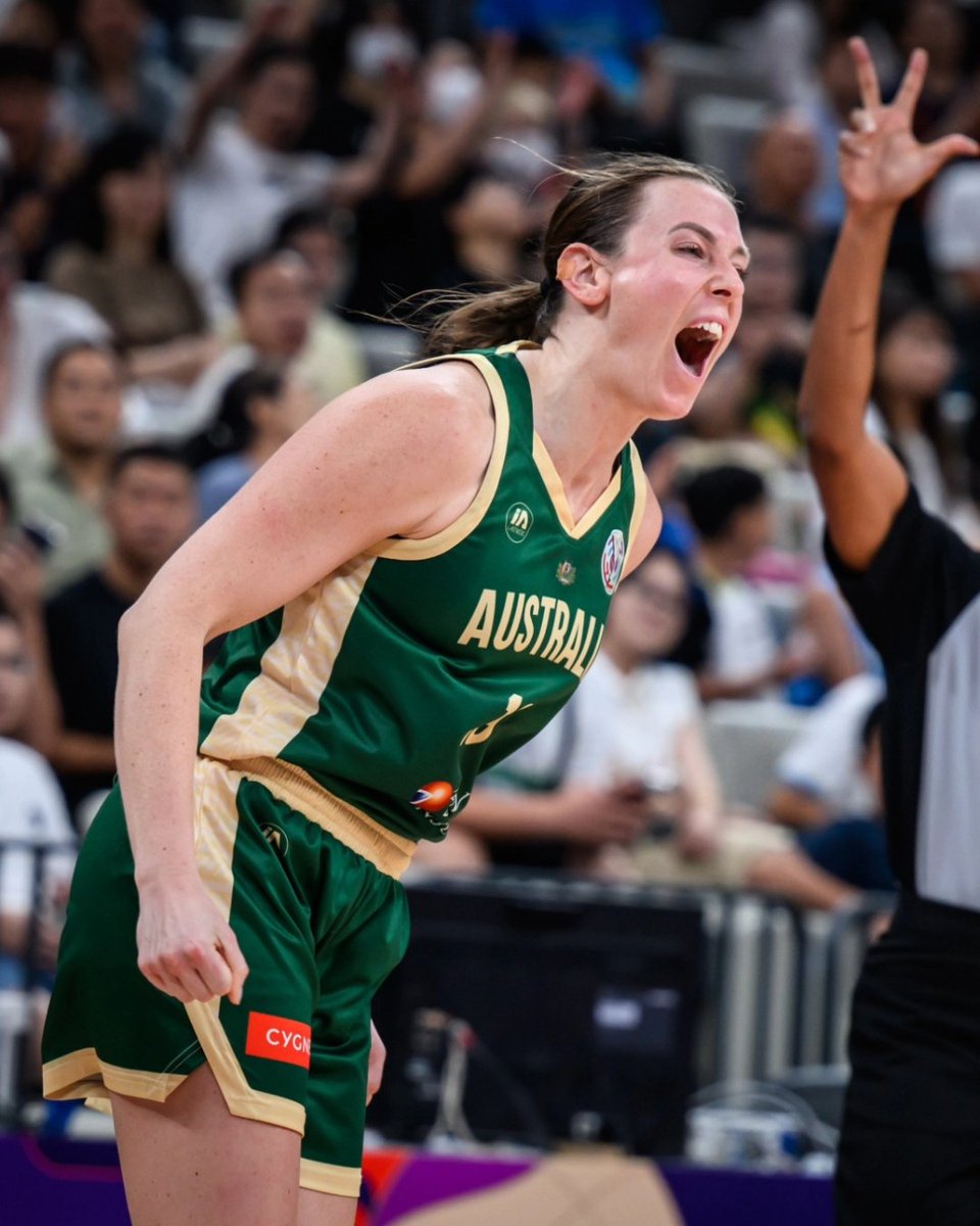 UCCapitals's tweet image. Finals bound 💥🙌
Our international Caps kick off their finals campaign tonight - be sure to tune in for a big weekend of Australian basketball! 💚💛
QF: Gems v Hungary
7:45pm on FIBA Youtube
SF: Opals v TBD
6:30pm on ESPN, Kayo or Disney+