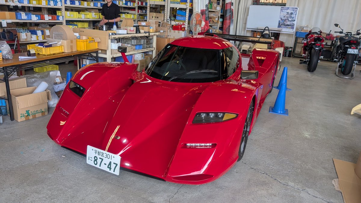 鹿沼市のイケヤフォーミュラを取材しました。町工場の情熱が形になったオリジナルマシン。公道走れます！実車のクオリティは驚くほど高いです。
シームレストランスミッション技術も素晴らしい！全国的にも誇れるファクトリーです。
#イケヤフォーミュラ　
#ルマン
#ルマン24時間