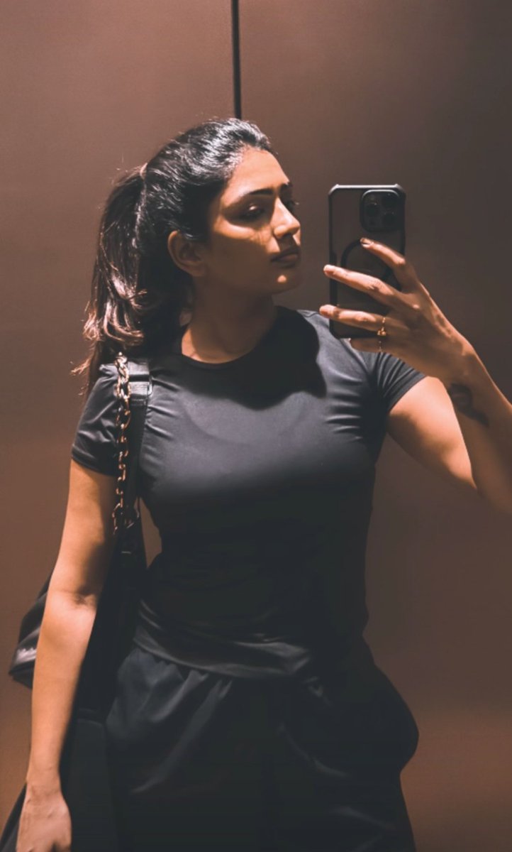 GwHoK9GXoAA_gYq?format=jpg&name=medium