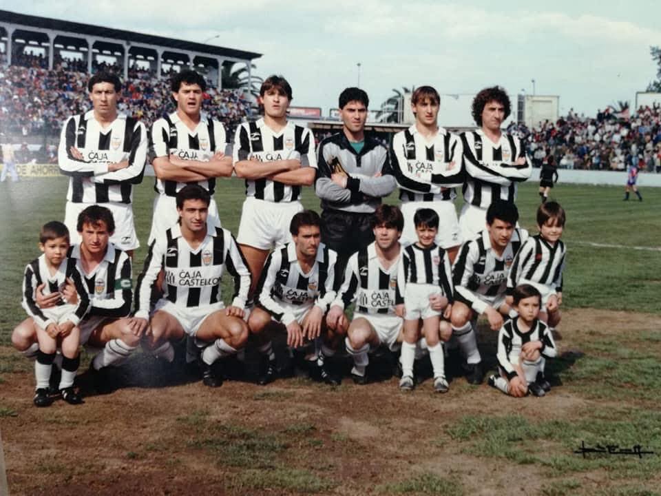 olympia_vintage's tweet image. #CDCastellon 1985/86.

Manchado, Botubot, Casuco, González, Javi, Harcía Hernández.
Saura, Víctor, Carrillo, Viña, Alcañiz.