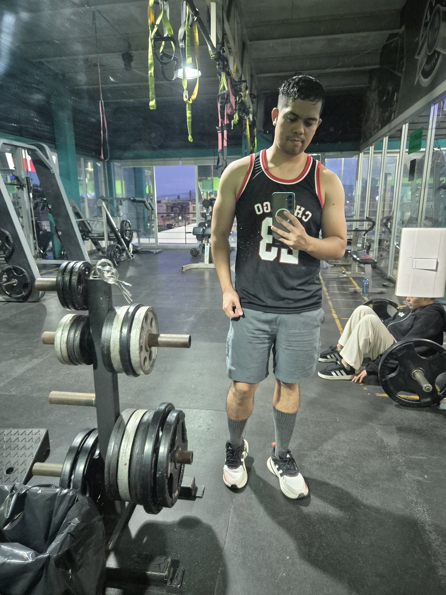 Vladimir Tello  (@vladimir_tello) on Twitter photo 